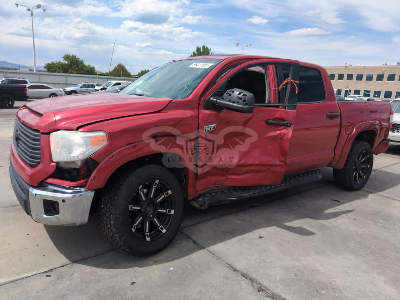 Toyota Tundra CREWMAX LIMITED 5.7L  8 2015