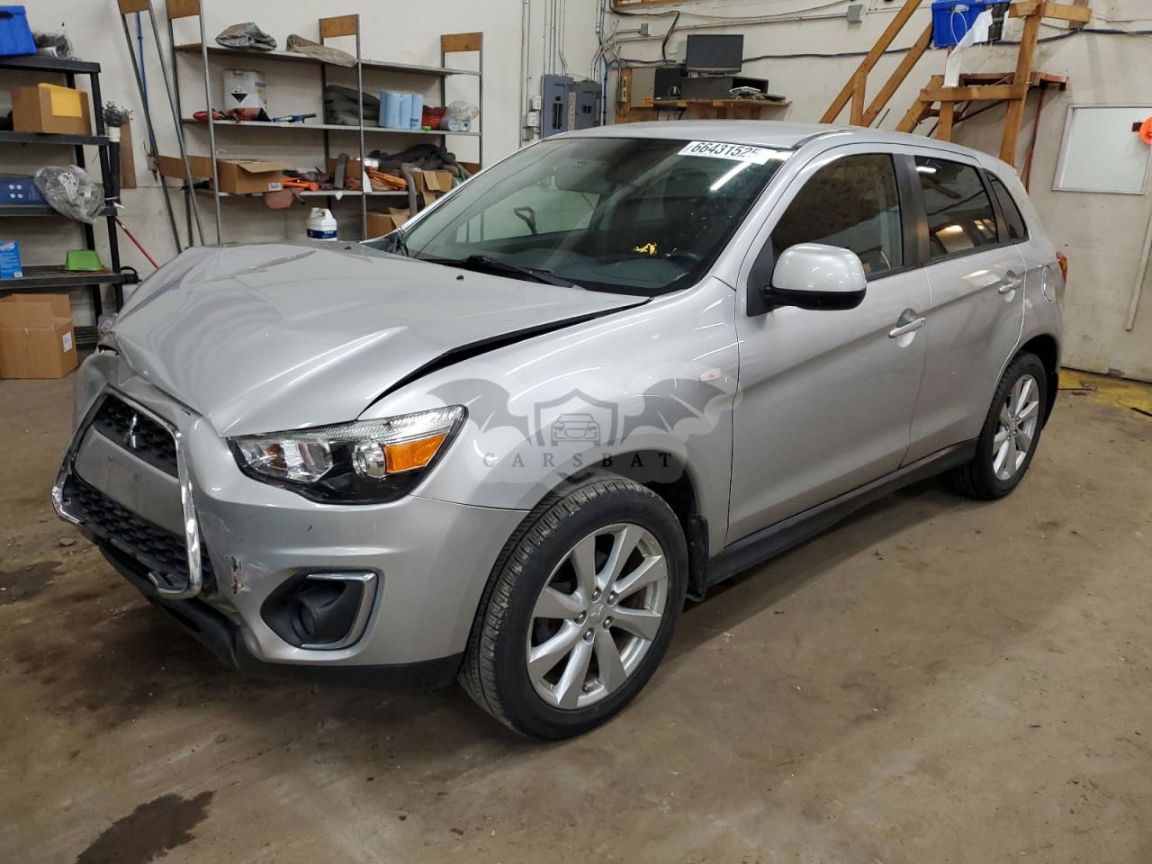 Mitsubishi Outlander ES 2.0L  4 2013