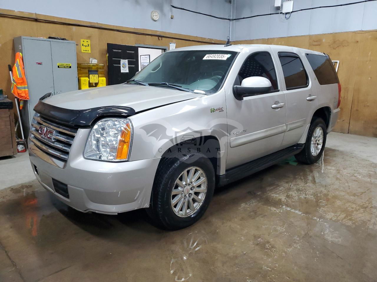GMC Yukon HYBRID 6.0L  8 2008