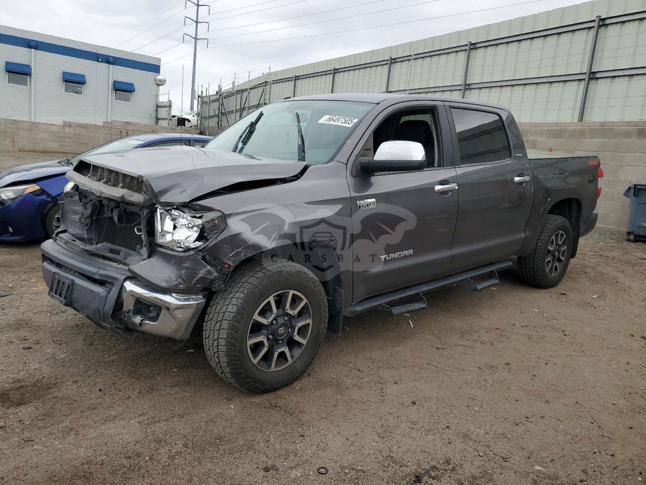 Toyota Tundra CREWMAX LIMITED 5.7L  8 2015