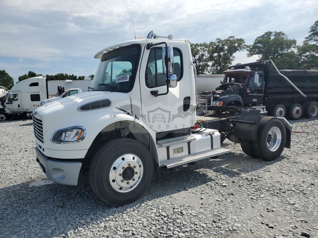 Freightliner Business Class M2 106 MEDIUM DUTY 7.2L  6 2007