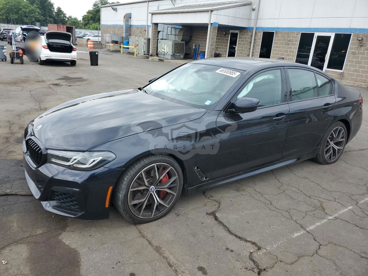 BMW M5 4.4L  8 2023