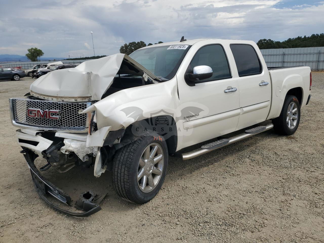 GMC Sierra K1500 DENALI 6.2L  8 2013