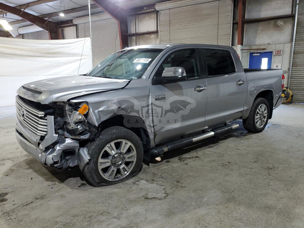 Toyota Tundra CREWMAX 1794 5.7L  8 2016