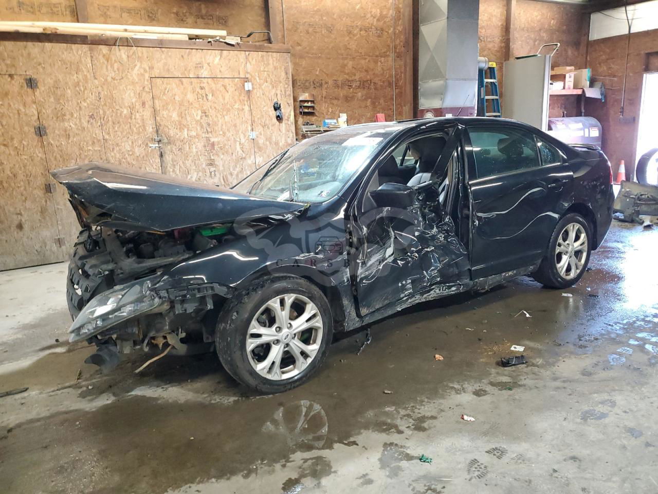 Ford Fusion SE 2.5L  4 2012