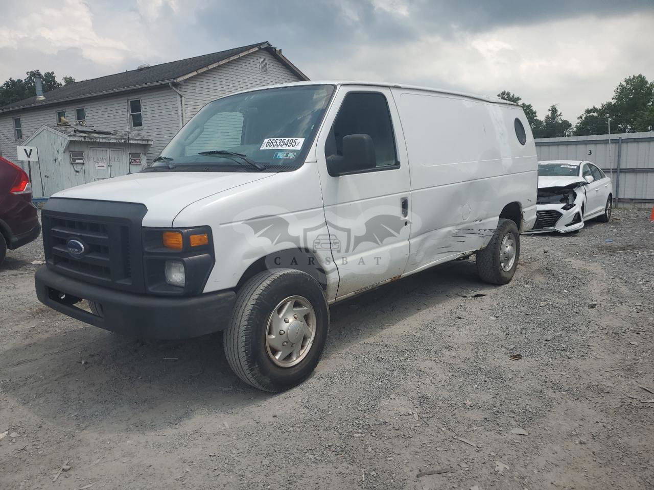 Ford Econoline E250 VAN 4.6L  8 2011