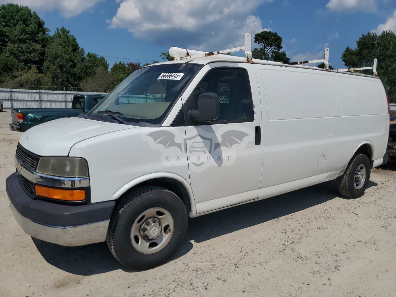 Chevrolet Express 6.0L  8 2011
