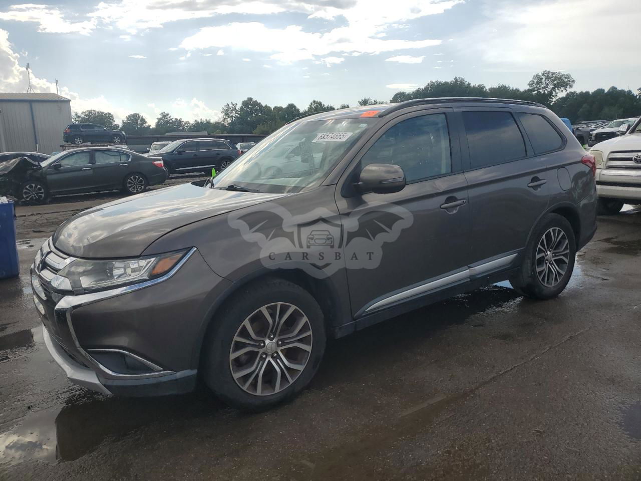 Mitsubishi Outlander SE 2.4L  4 2016