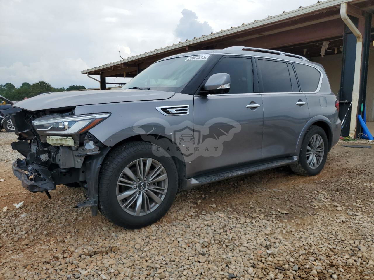 Infiniti QX80 LUXE 5.6L  8 2021