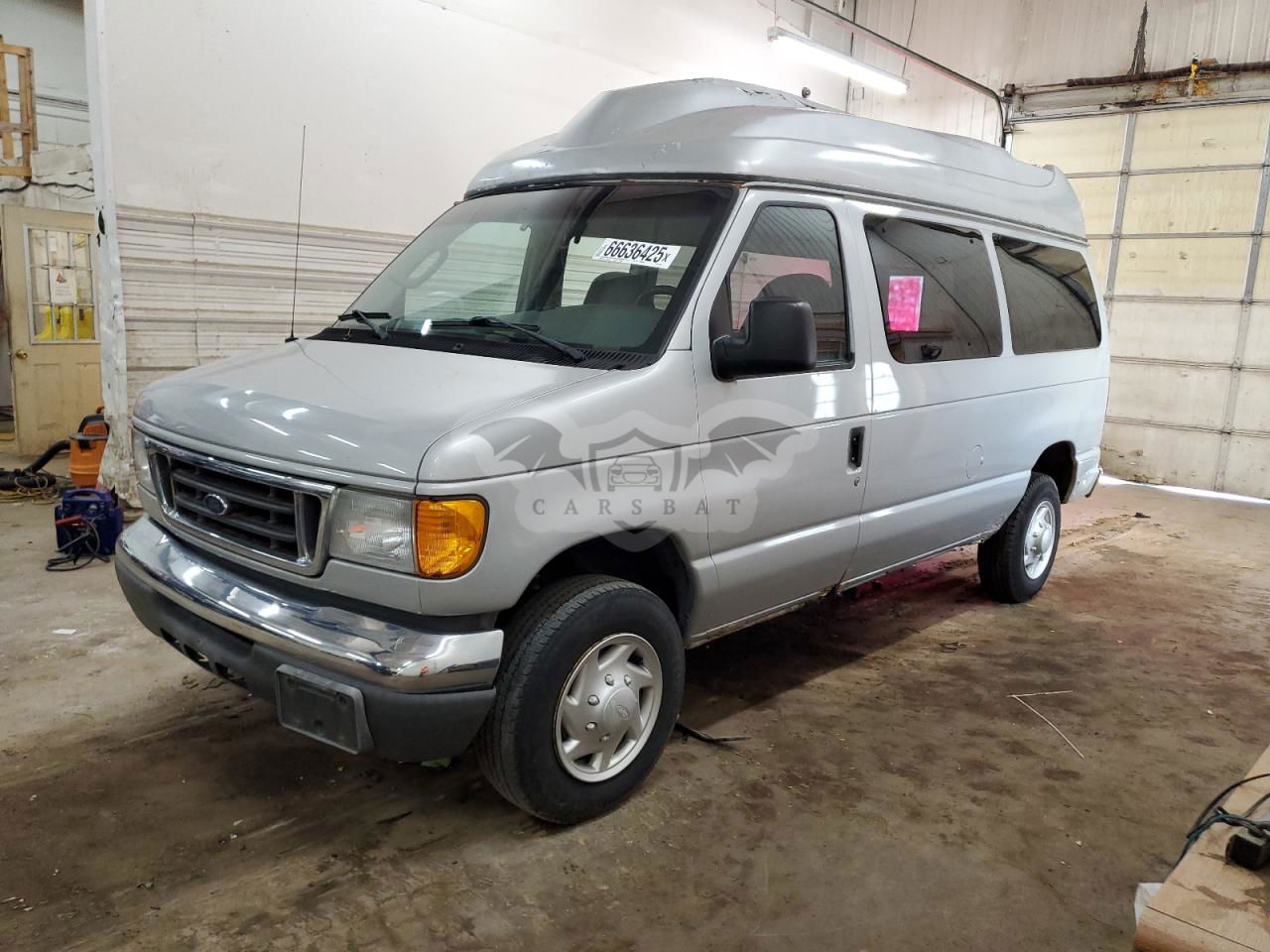 Ford Econoline E350 SUPER DUTY WAGON 5.4L  8 2006