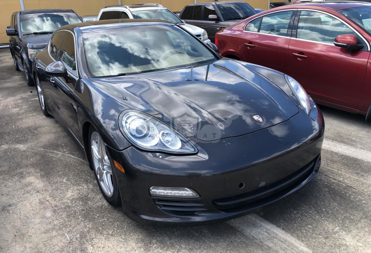 Porsche Panamera S HYBRID 3.0L  6 2012