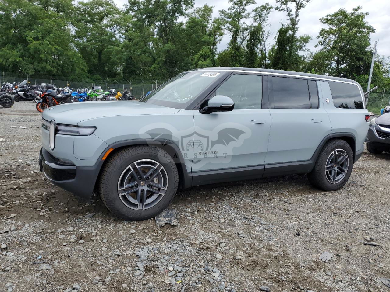 Rivian R1S ADVENTURE 2025