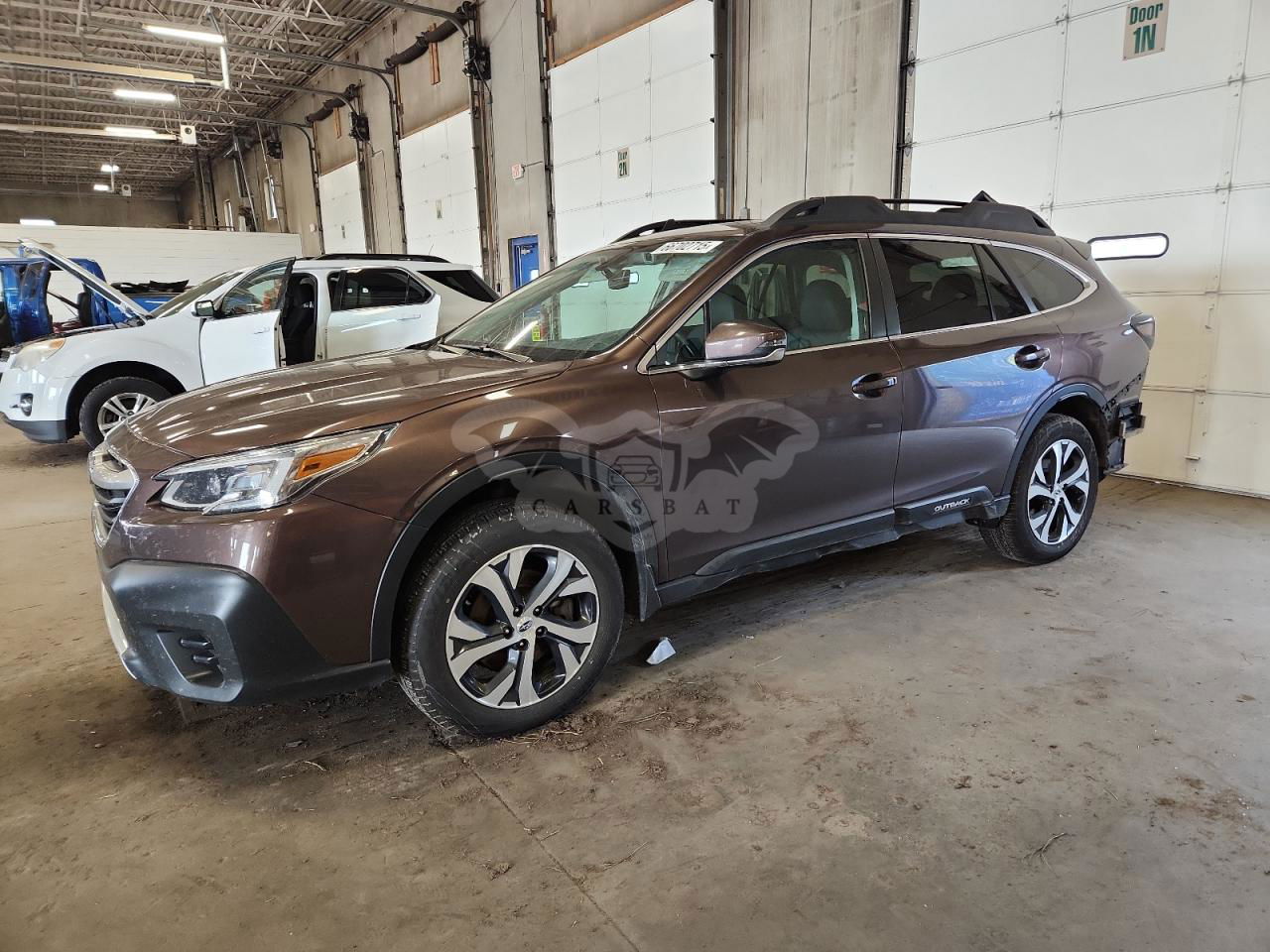 Subaru Outback LIMITED 2.5L  4 2021