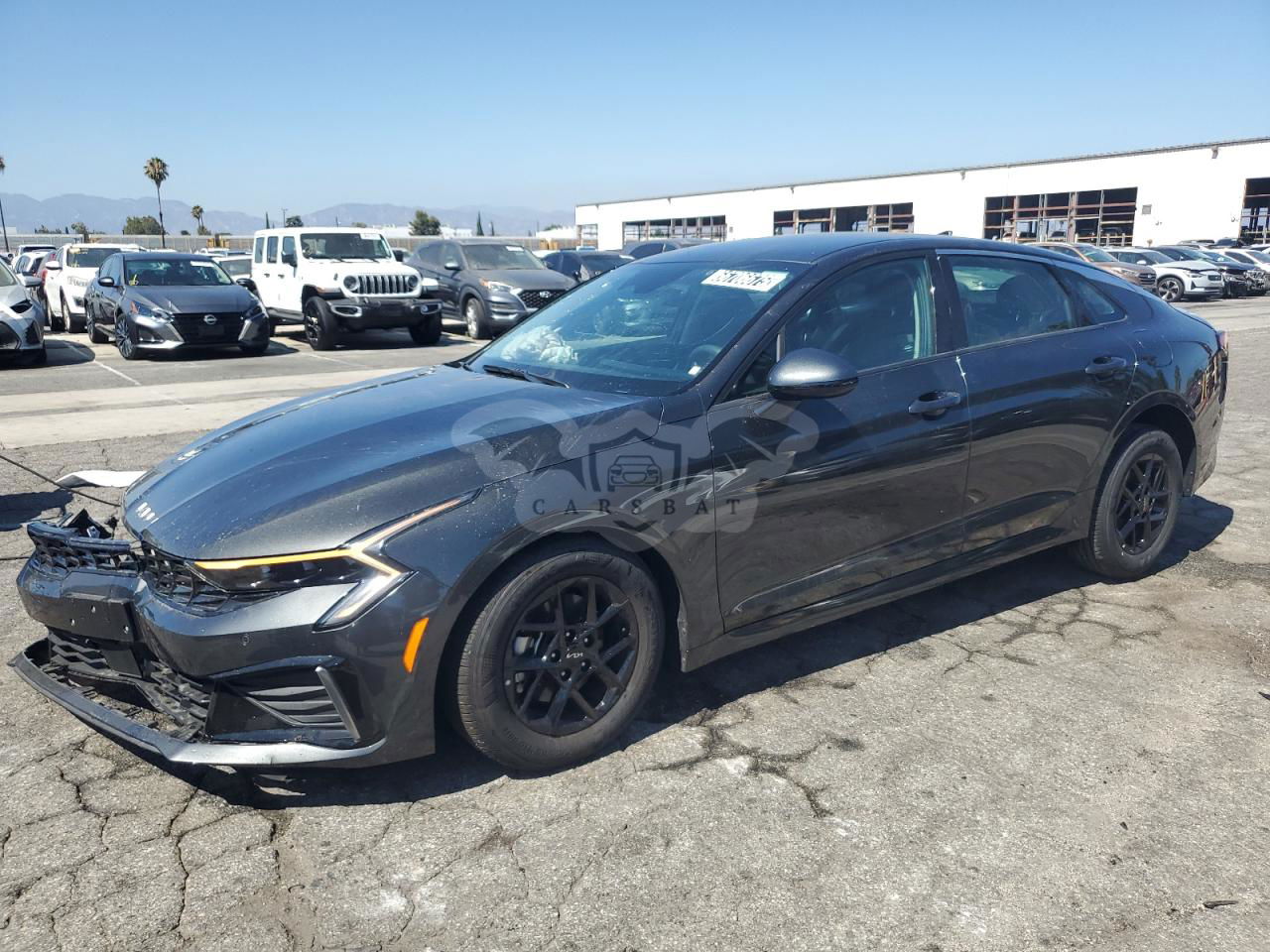 Kia K5 LXS 2.5L  4 2025