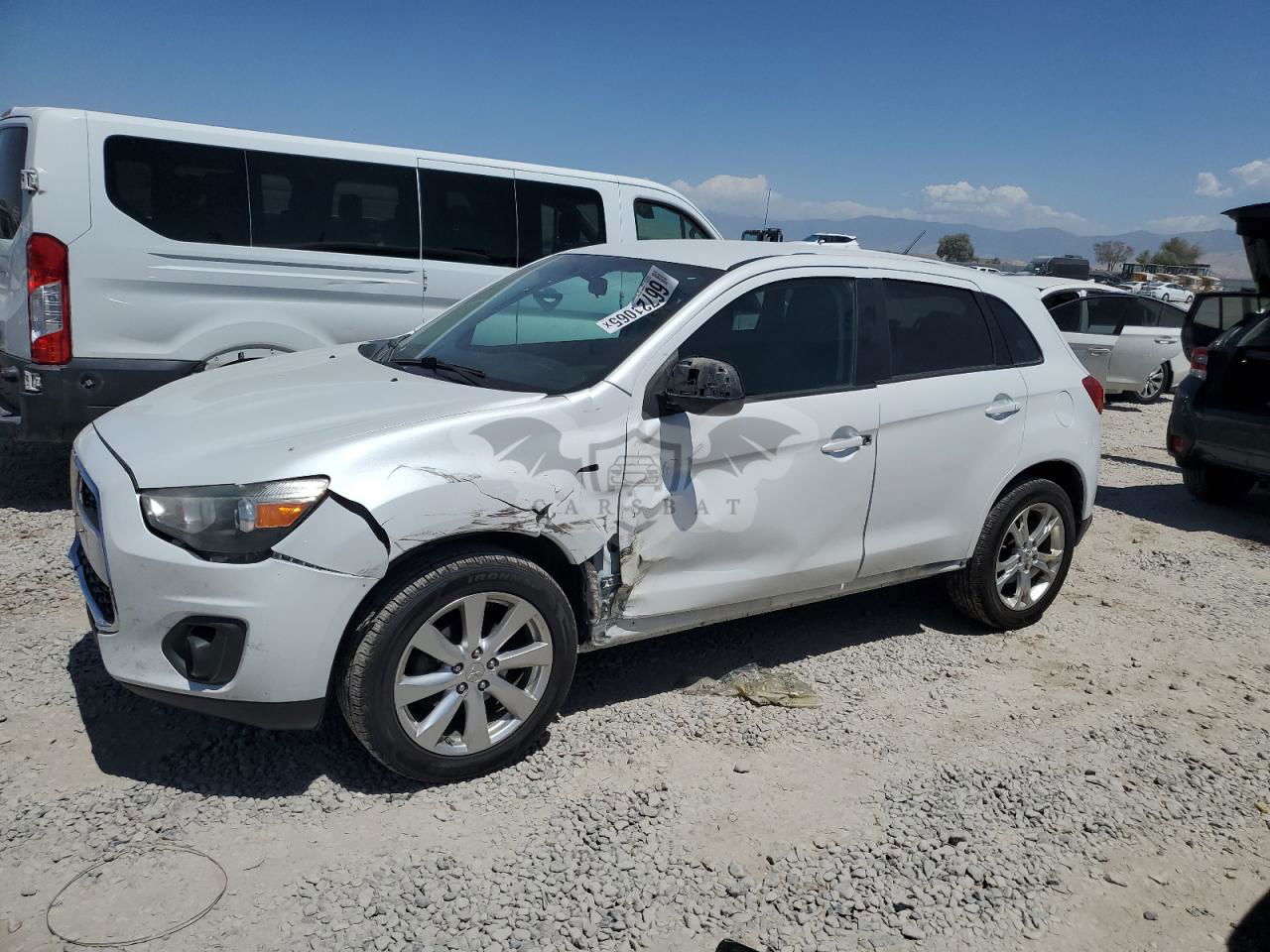 Mitsubishi Outlander ES 2.0L  4 2015