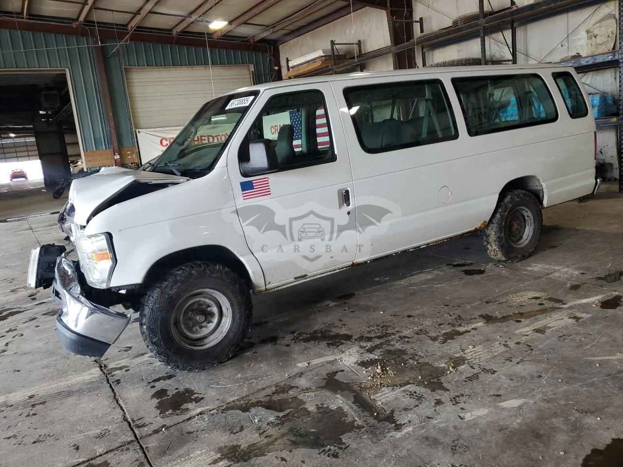Ford Econoline E350 SUPER DUTY WAGON 5.4L  8 2011