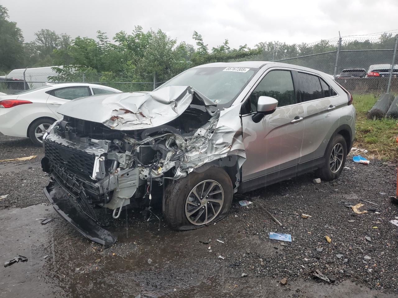 Mitsubishi Eclipse ES 1.5L  4 2024
