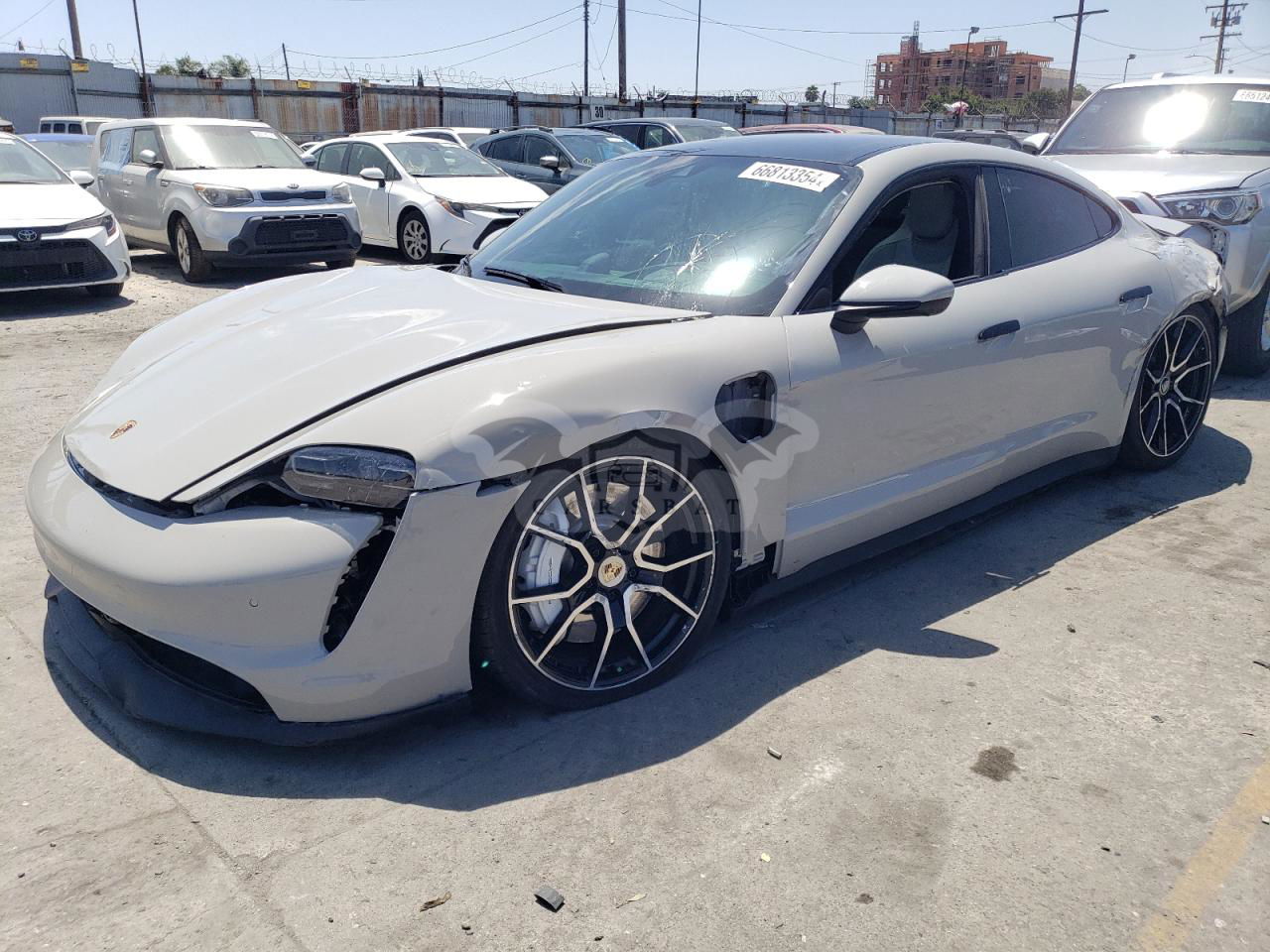 Porsche Taycan 2023