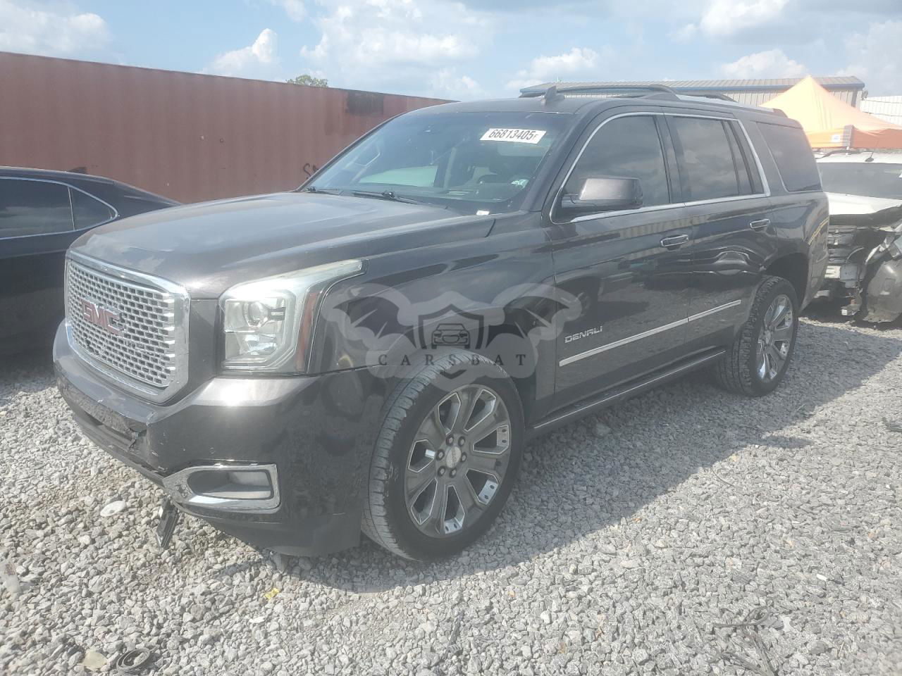 GMC Yukon DENALI 6.2L  8 2015