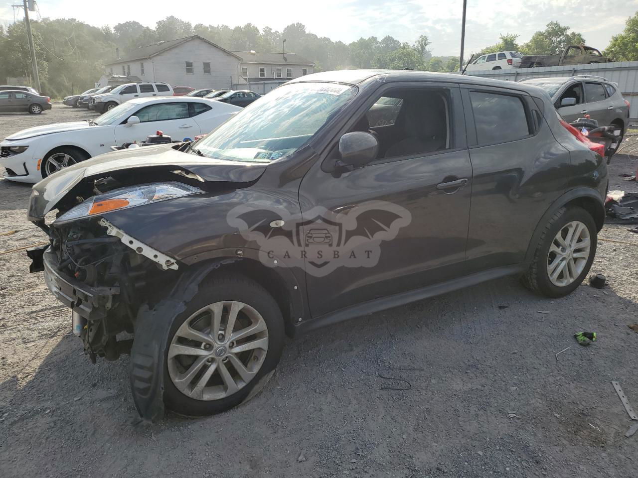 Nissan Juke S 1.6L  4 2013