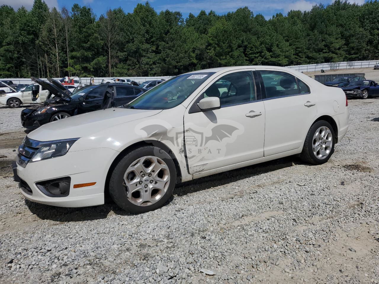 Ford Fusion SE 2.5L  4 2011