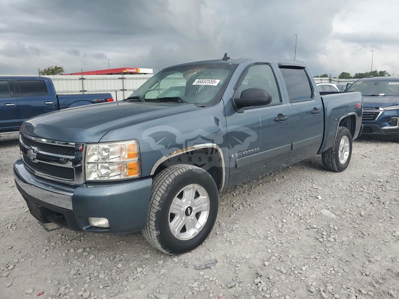 Chevrolet Silverado K1500 CREW CAB 5.3L  8 2007