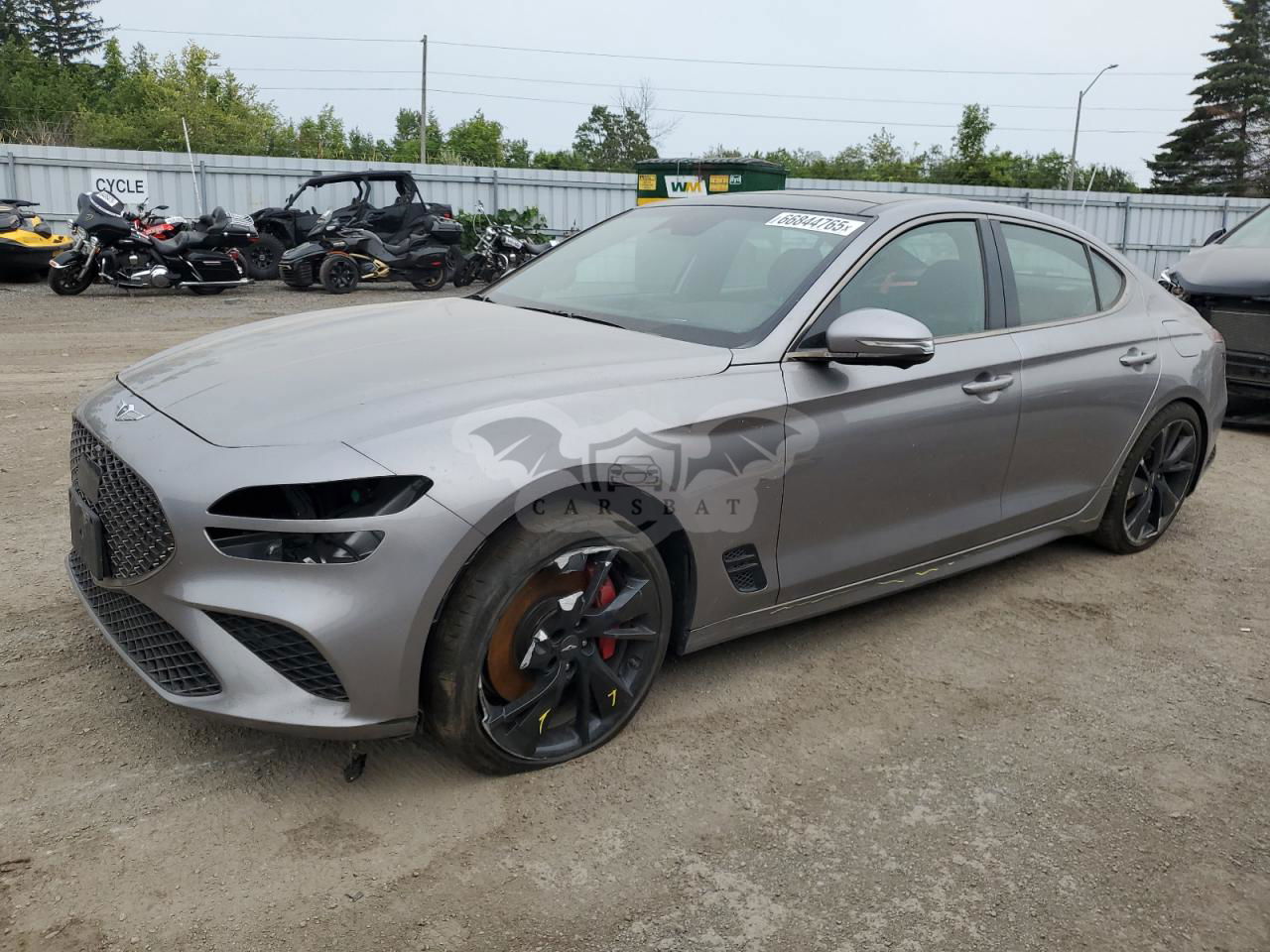 Genesis G70 BASE 3.3L  6 2023
