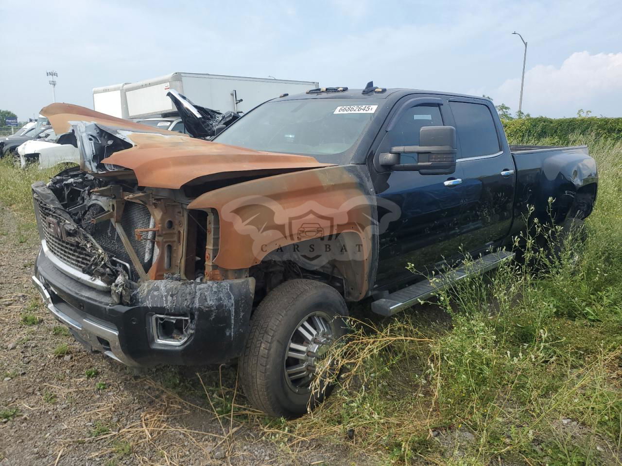 GMC Sierra K3500 DENALI 6.6L  8 2017