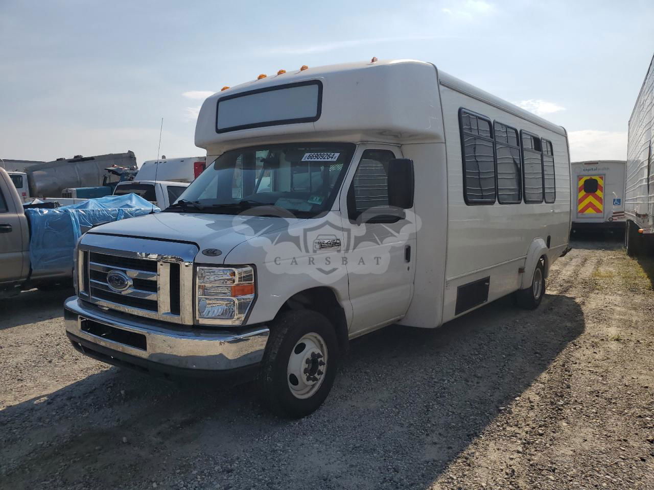 Ford Econoline E450 SUPER DUTY CUTAWAY VAN 6.8L 10 2020