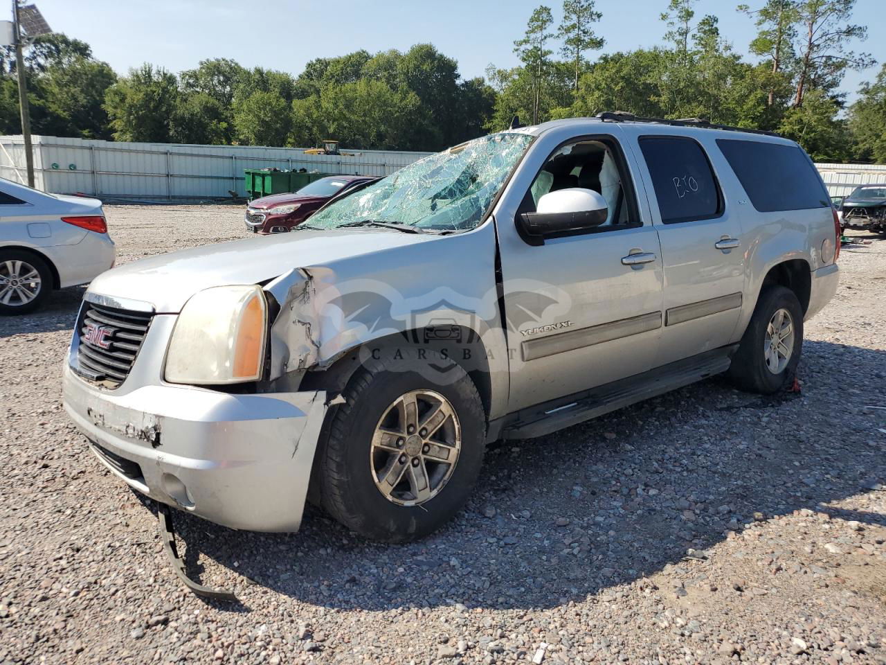 GMC Yukon C1500 SLT 5.3L  8 2012