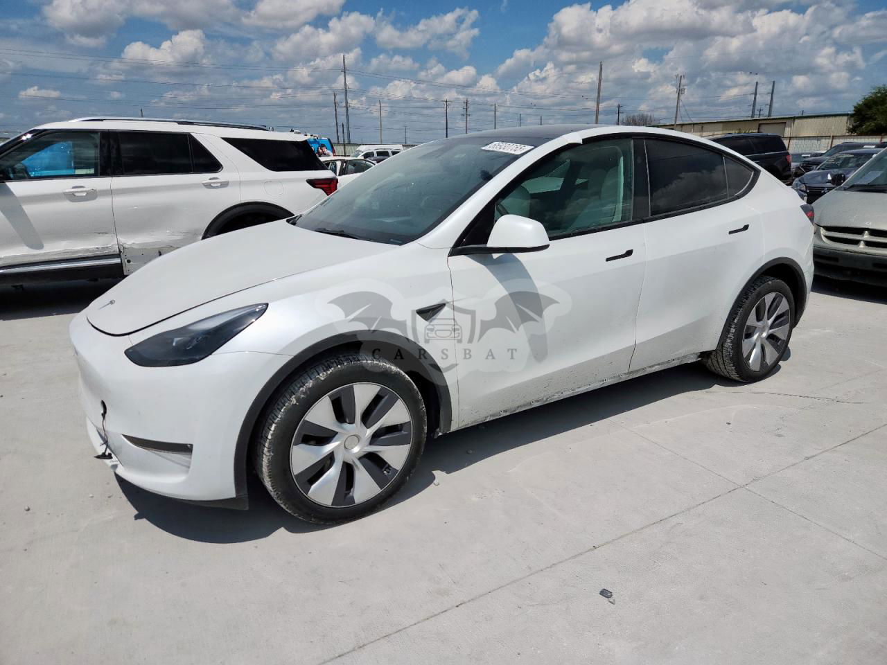 Tesla Model Y 2024