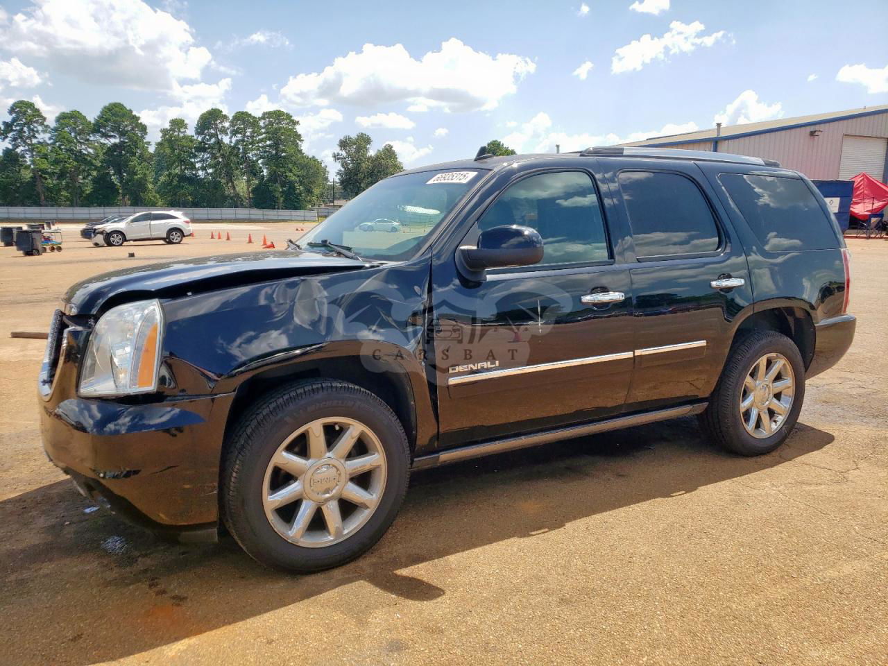 GMC Yukon DENALI 6.2L  8 2014
