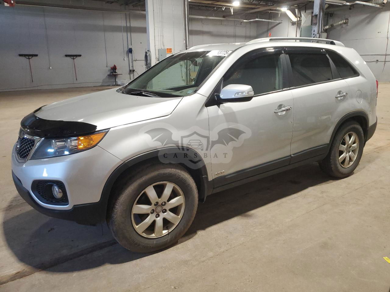 Kia Sorento LX 2.4L  4 2013