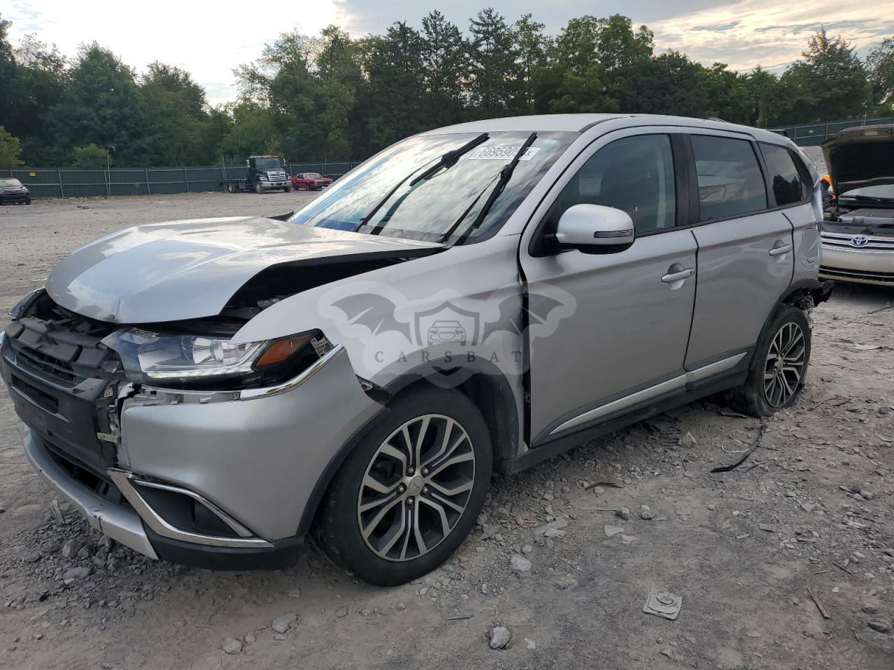 Mitsubishi Outlander SE 2.4L  4 2018