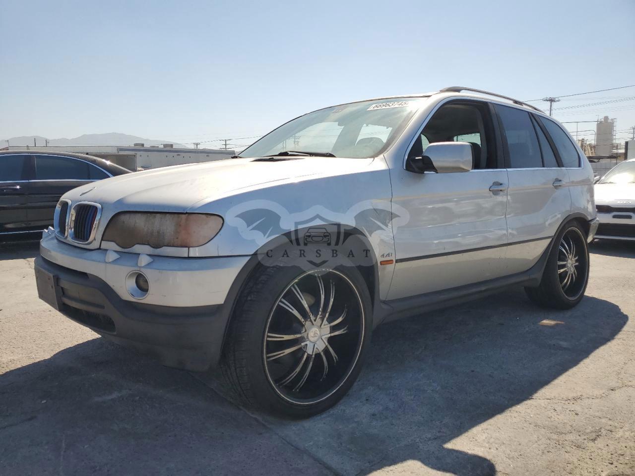 BMW X5 4.4I 4.4L  8 2002