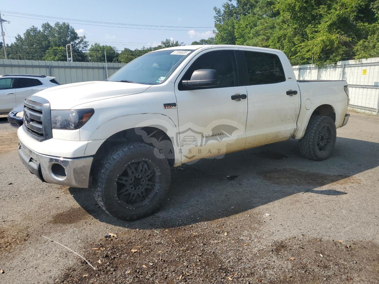 Toyota Tundra CREWMAX SR5 5.7L  8 2012