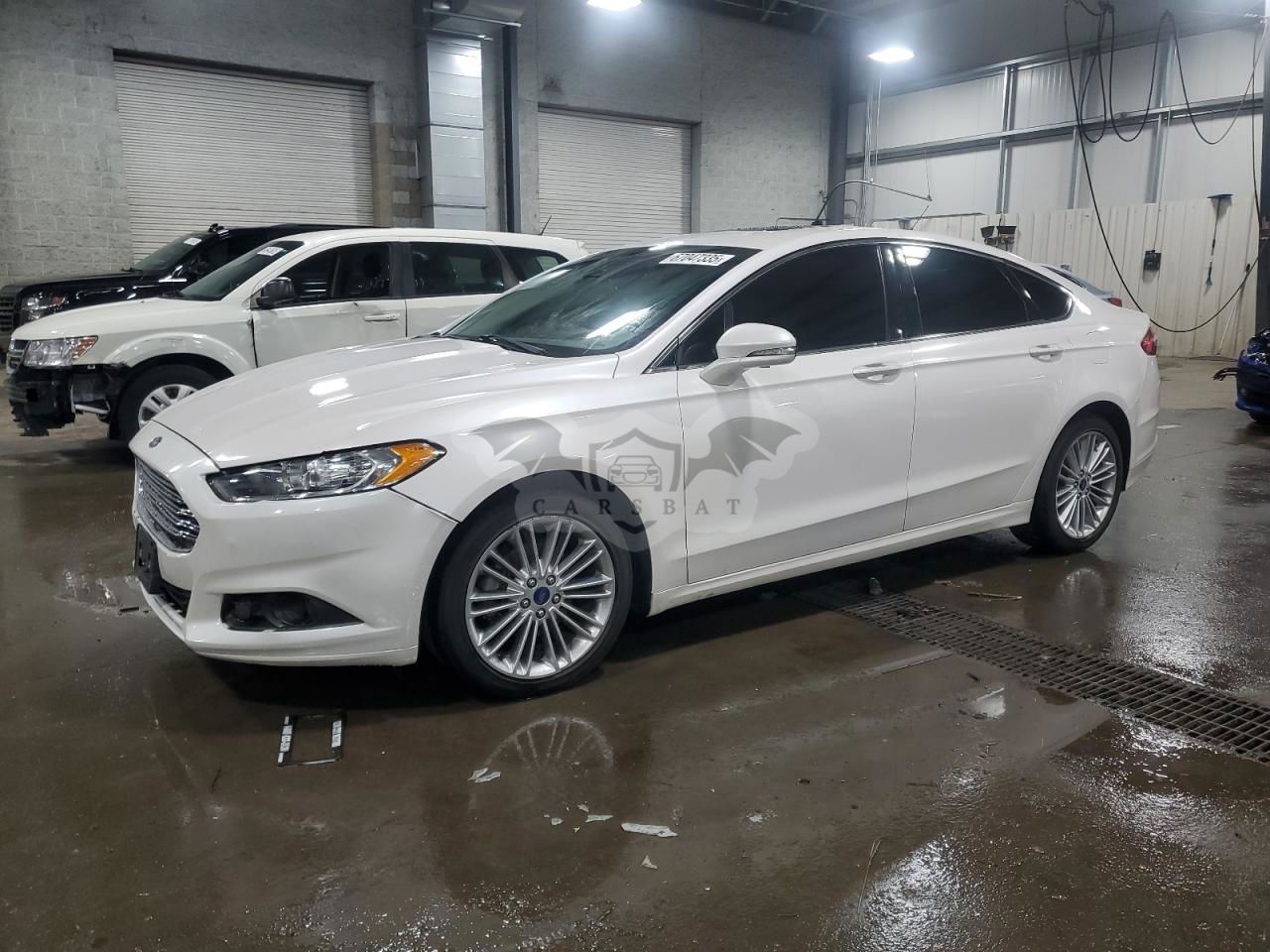 Ford Fusion SE 2.0L  4 2015