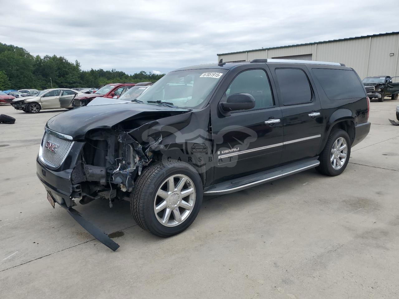 GMC Yukon DENALI 6.2L  8 2009