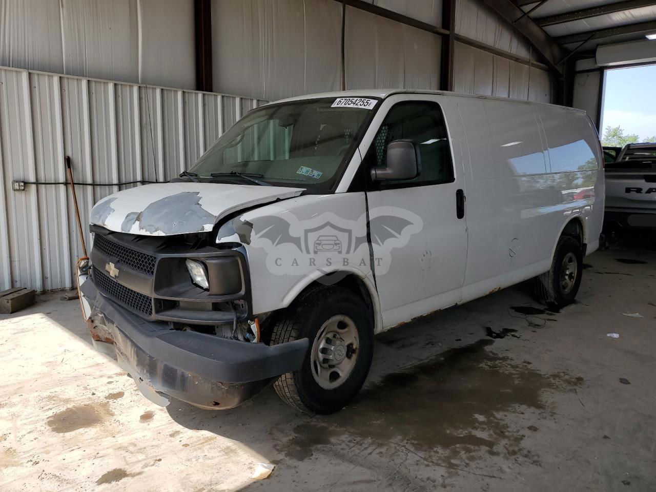 Chevrolet Express 4.8L  8 2011