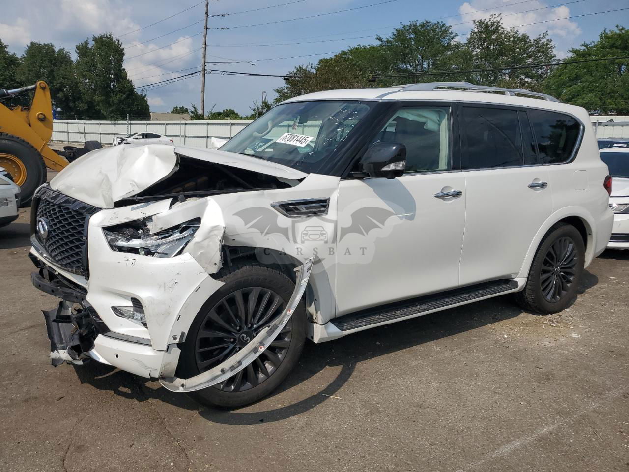 Infiniti QX80 LUXE 5.6L  8 2023