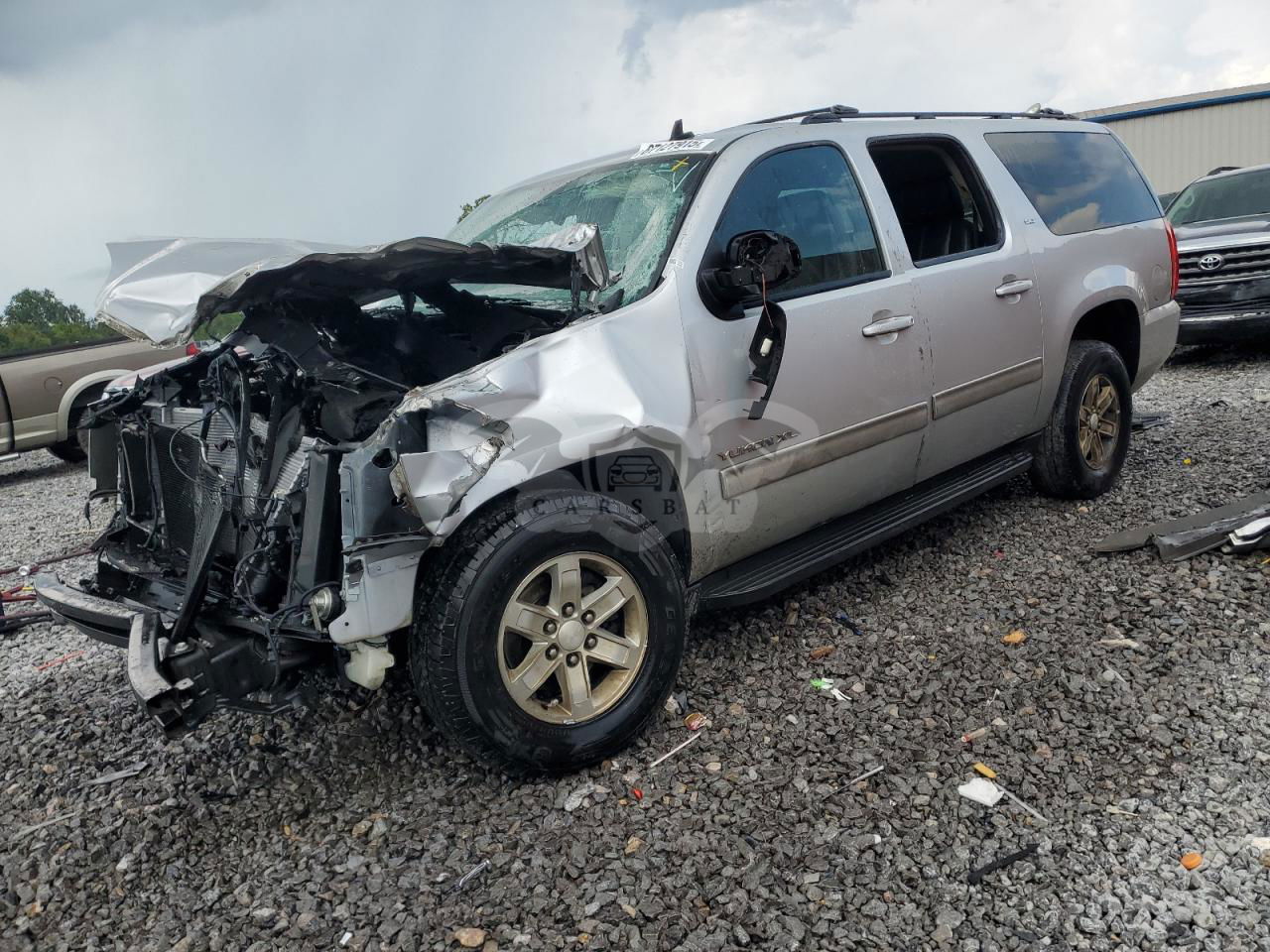 GMC Yukon C1500 SLT 5.3L  8 2012