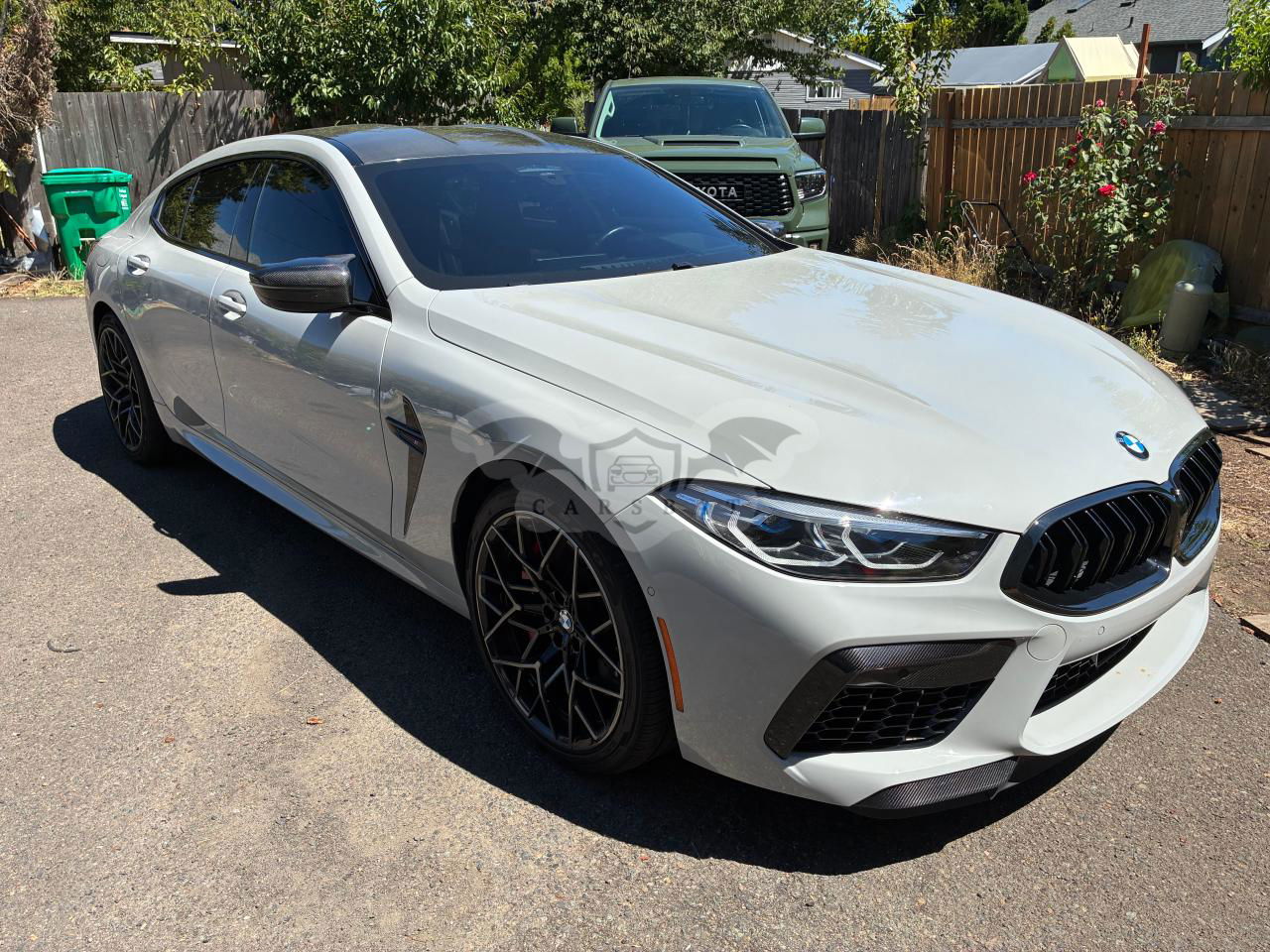 BMW M8 4.4L  8 2022