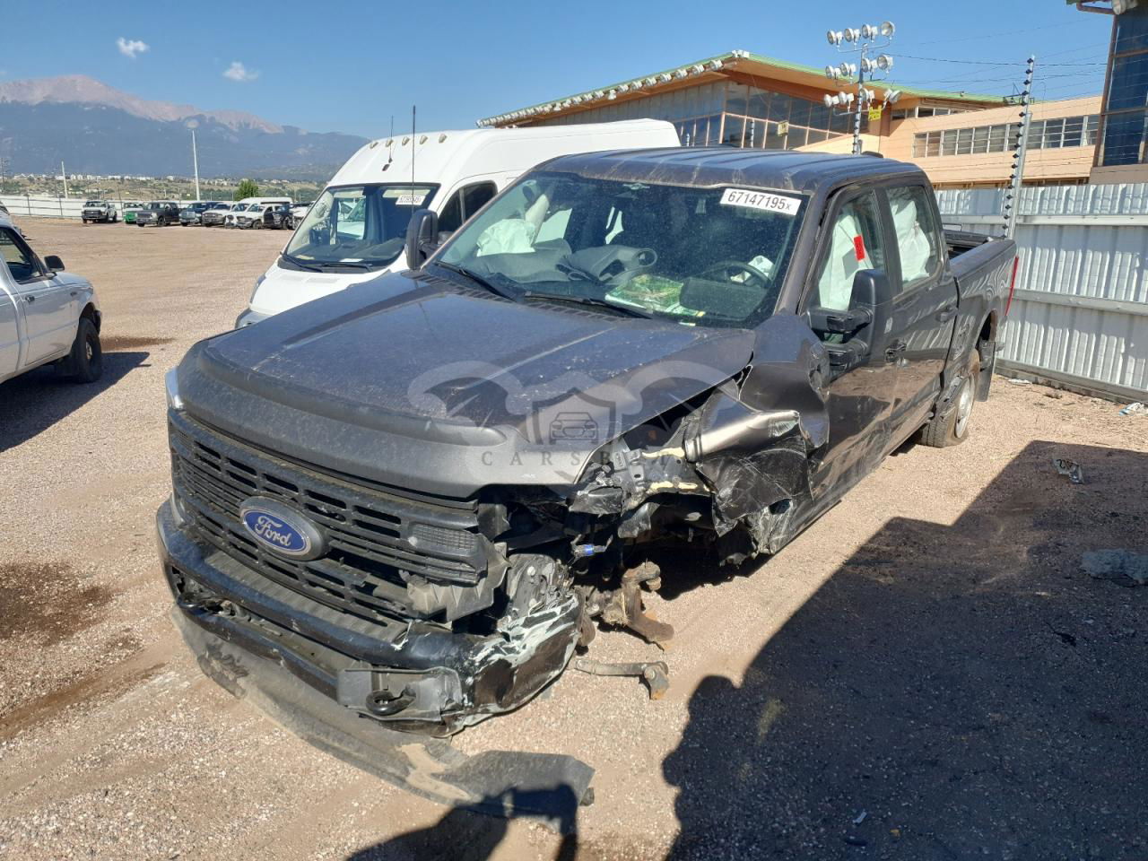 Ford F-250 SUPER DUTY 6.8L  8 2023