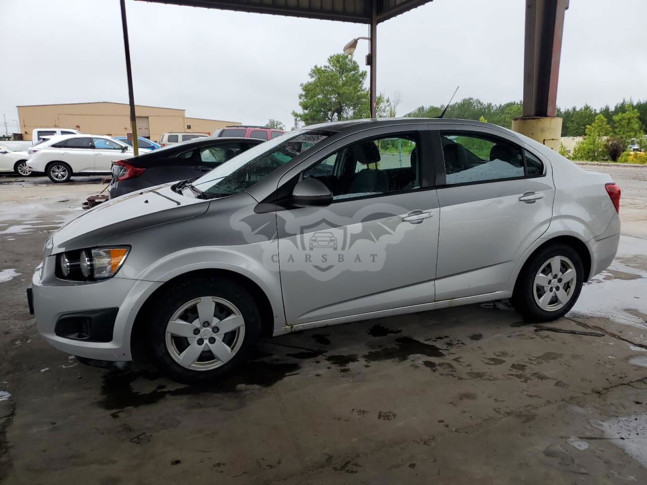 Chevrolet Aveo (Sonic) LS 1.8L  4 2013