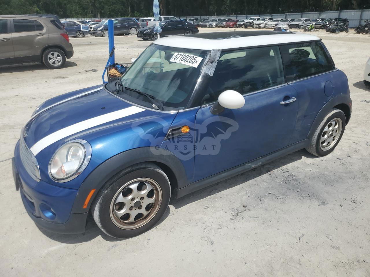 Mini Cooper 1.6L  4 2013