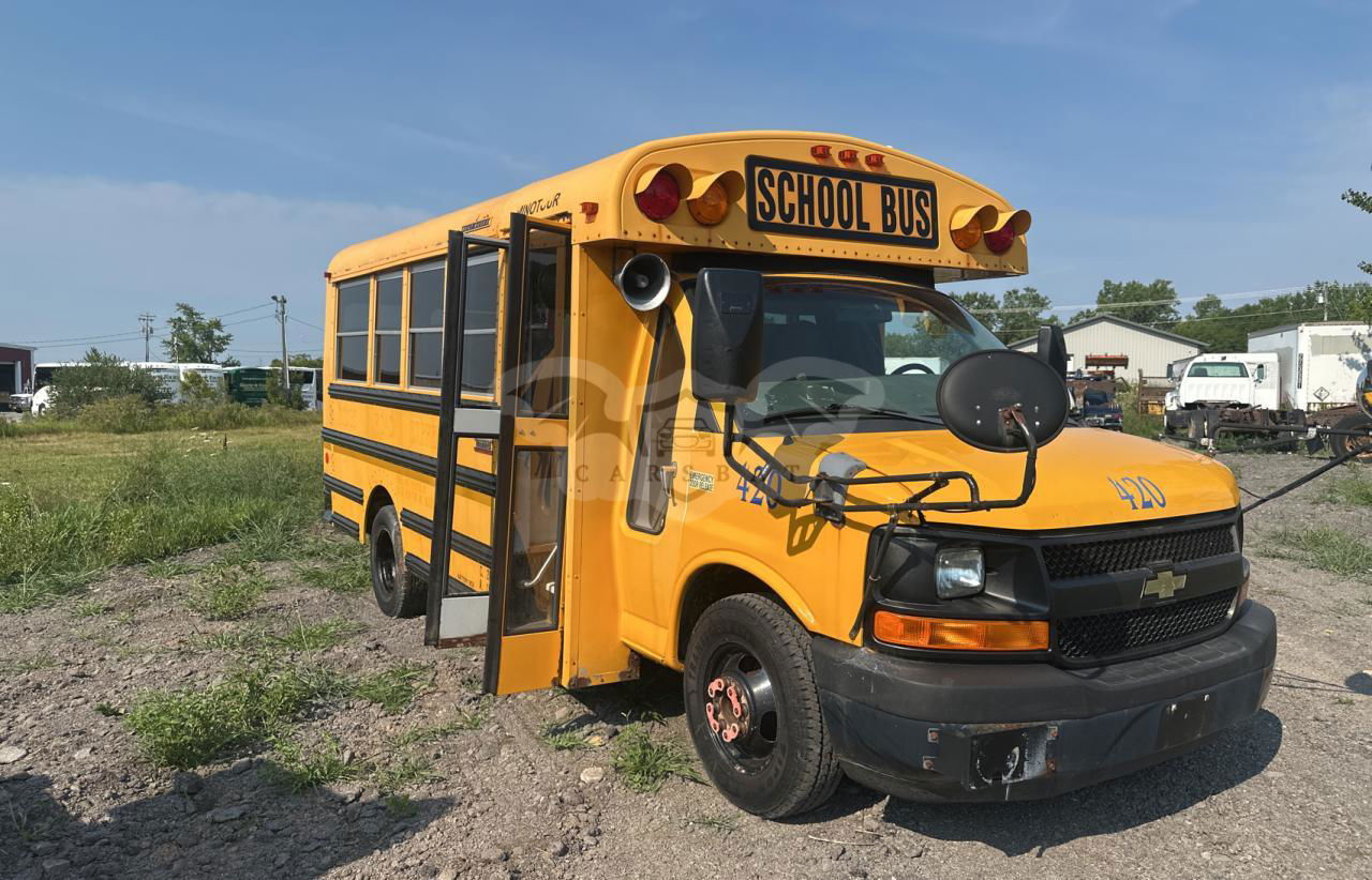 Chevrolet Express 6.6L  8 2012