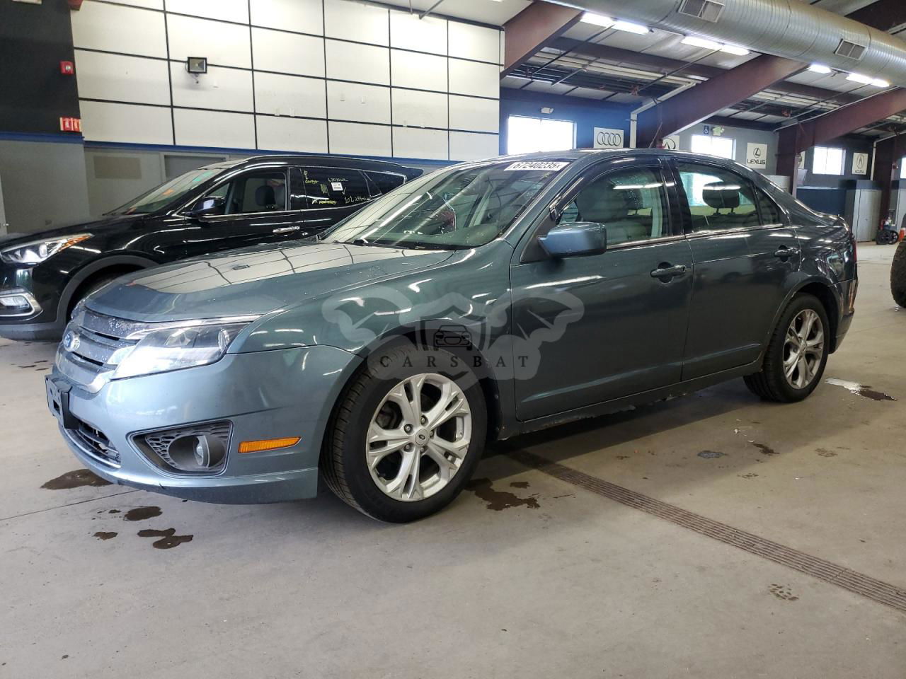 Ford Fusion SE 2.5L  4 2012