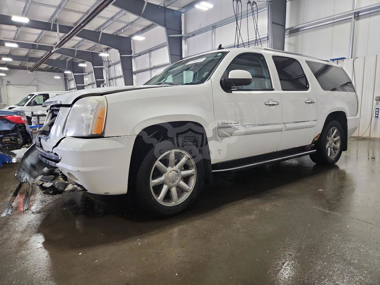 GMC Yukon DENALI 6.2L  8 2007