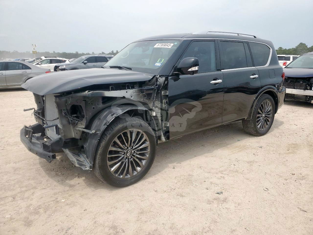 Infiniti QX80 LUXE 5.6L  8 2023