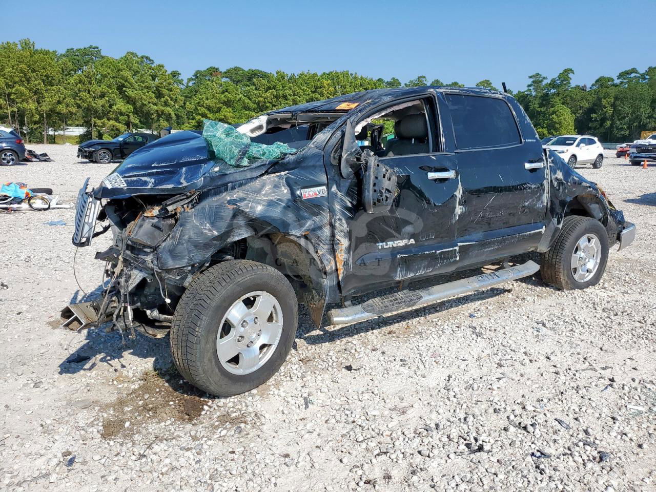 Toyota Tundra CREWMAX LIMITED 5.7L  8 2012
